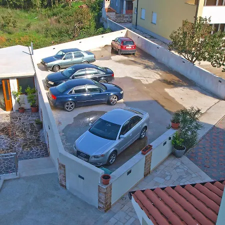 Apartment Surida 806 Pula