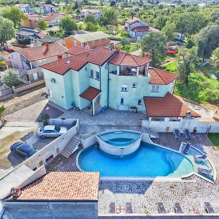 Surida 806 * Pula