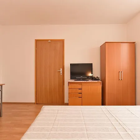 Apartment Surida 806 *