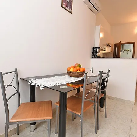 Surida 806 Apartment *