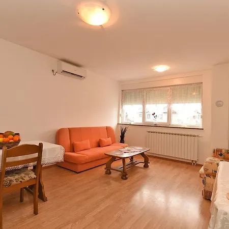 Surida 806 Apartment