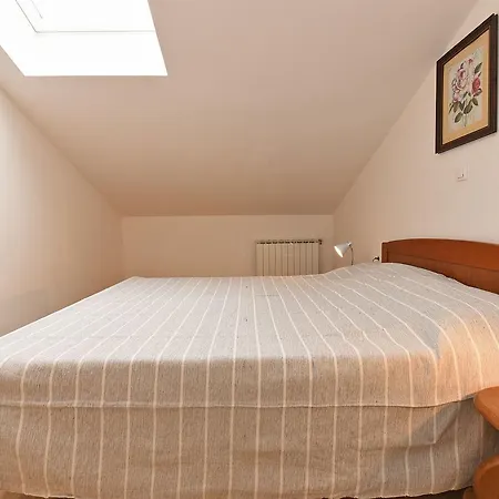 Apartment Surida 806 *